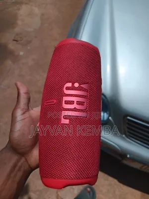 JBL Charge 5
