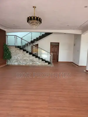 5bdrm Mansion in Makindye Kizungu, Central Division for rent