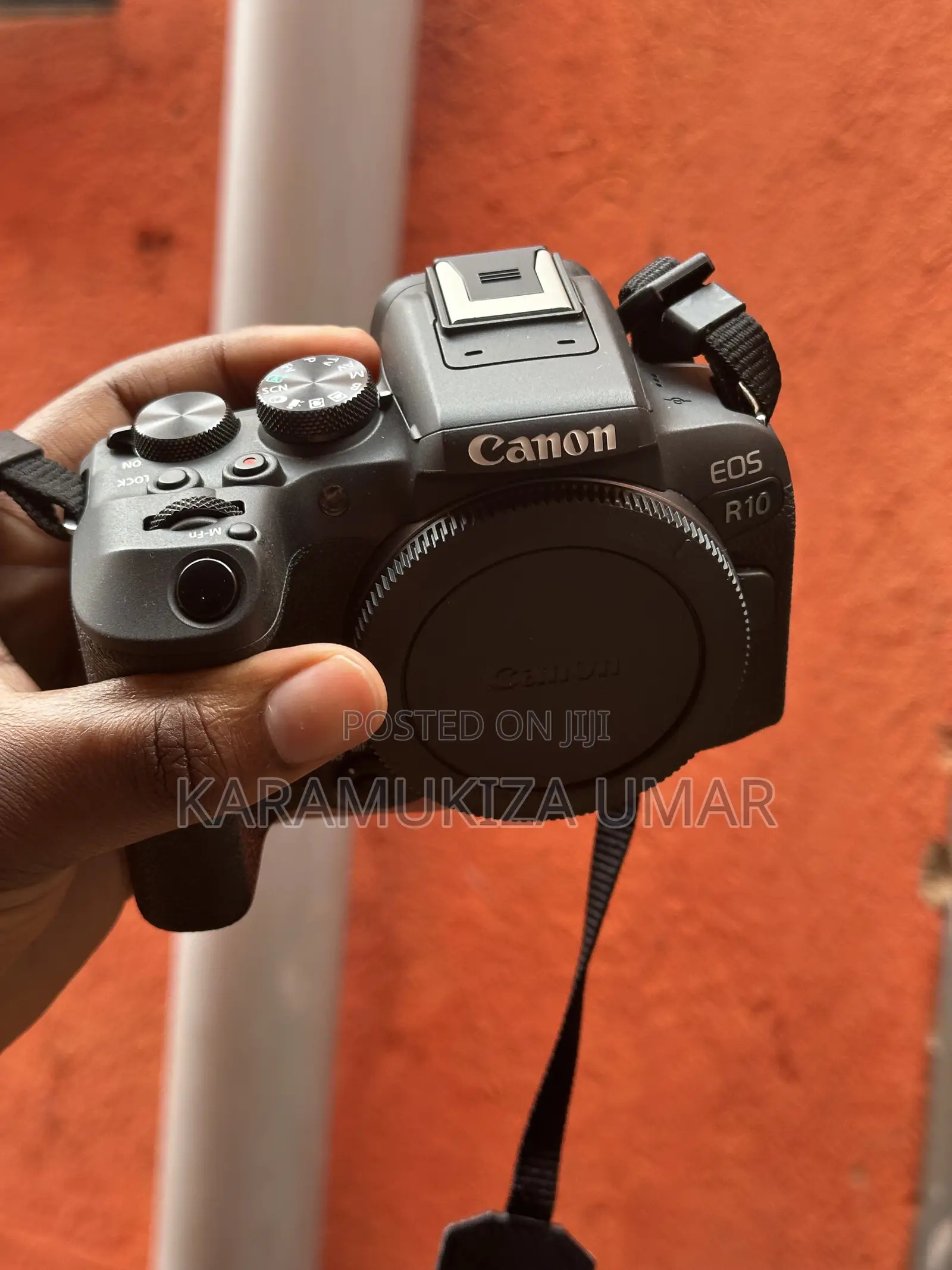 Canon Eos R10