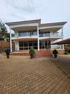5bdrm Mansion in Makindye Kizungu, Central Division for rent