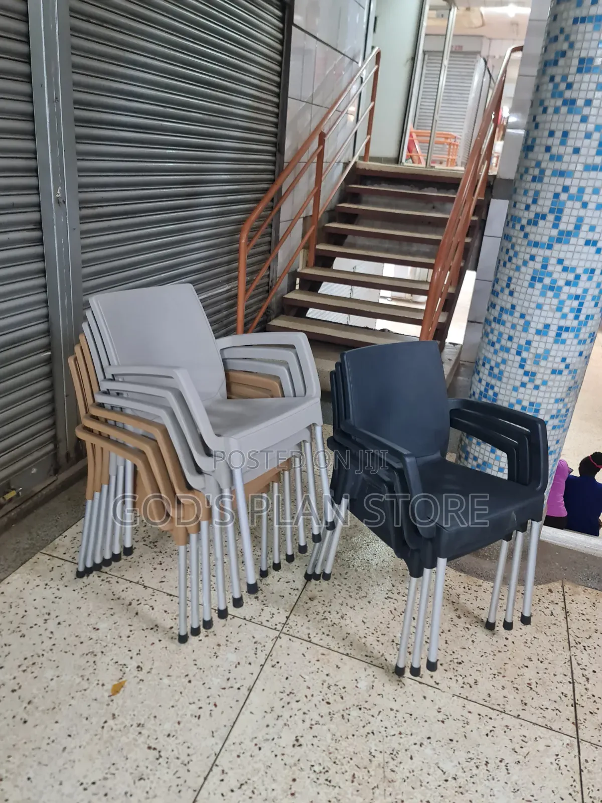 Willow Arm Plastic Chairs Plastic Chairs