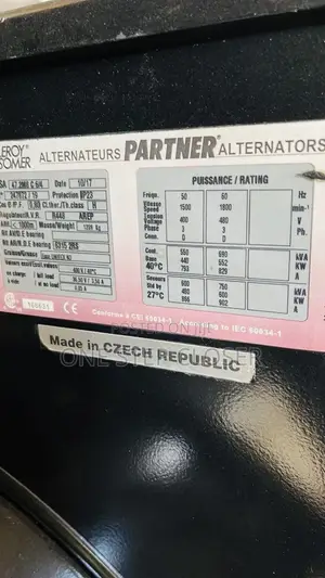 550kva Generetor Cummins Brand Used Hard Body for Three Phase