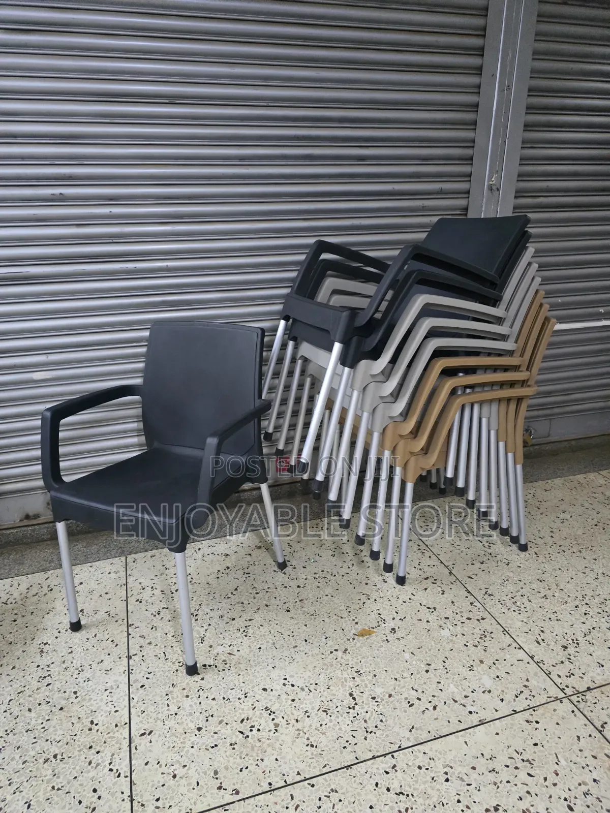 Planive Plastic Chairs Plastic Chairs