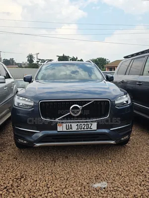 Volvo XC90 T5 R-Design AWD 2018 Blue