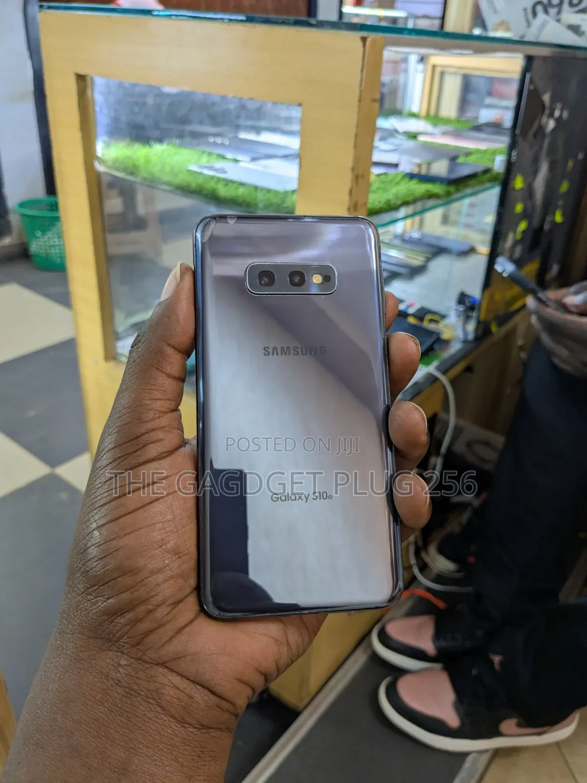 Samsung Galaxy S10e 128 GB Black