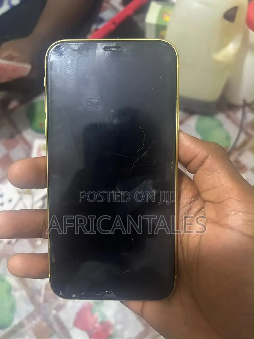 Apple iPhone 11 64 GB Yellow