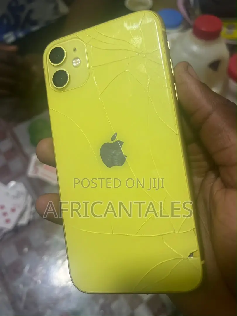 Apple iPhone 11 64 GB Yellow