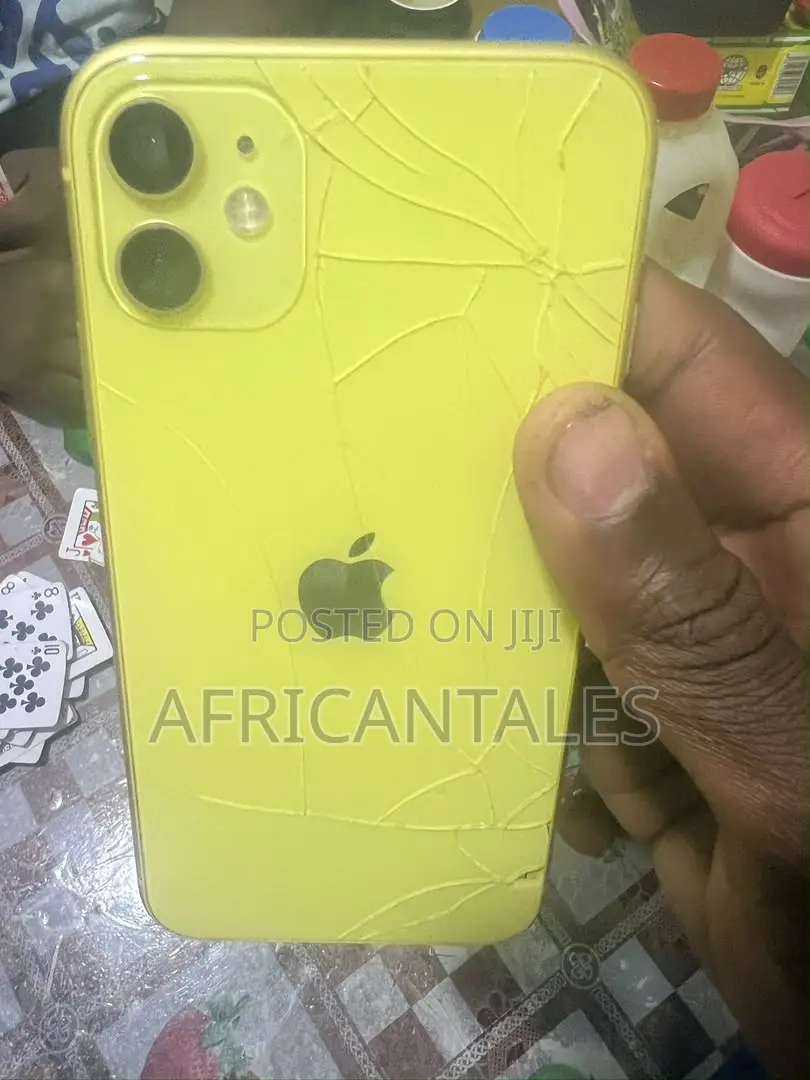 Apple iPhone 11 64 GB Yellow