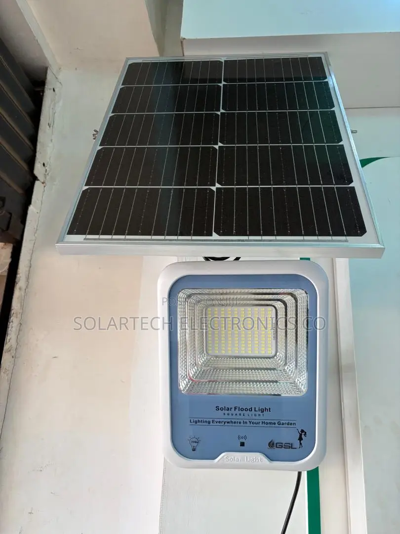 Super Bright 200W Solar Flood Light With Dusk-to-Dawn Operation