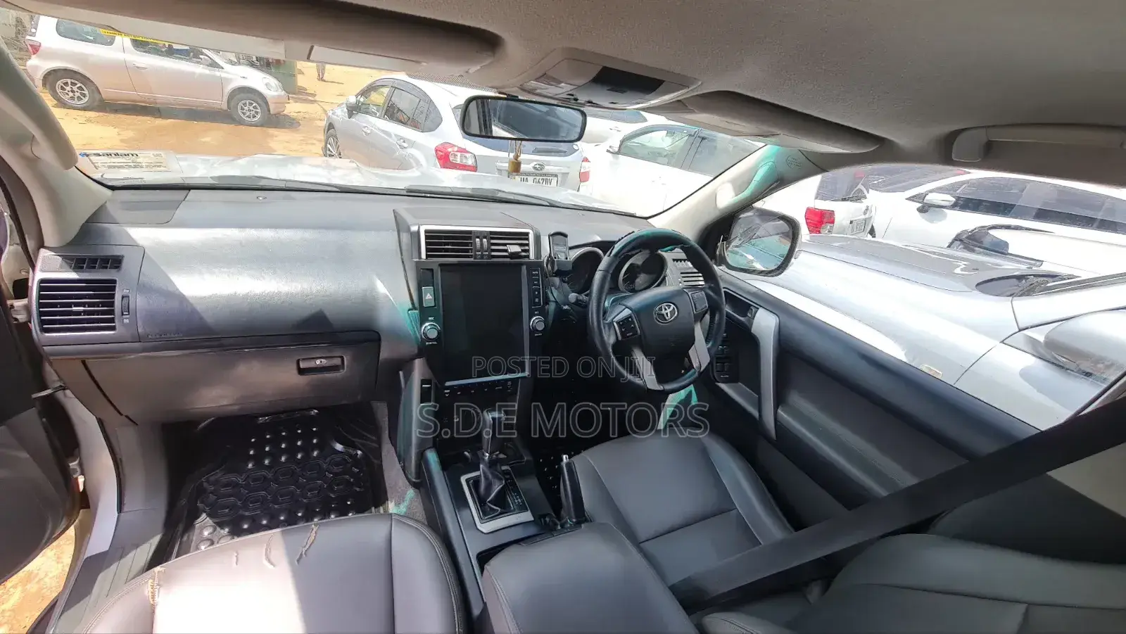 Toyota Land Cruiser Prado 2017 Gray