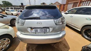 Toyota Harrier 2011 Silver