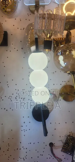 Luxury Pearl Wall Light