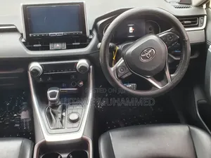 Toyota RAV4 2020 White