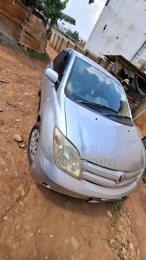 Toyota IST 2006 Silver