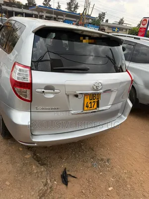 Toyota Vanguard 2008 Silver