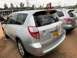 Toyota Vanguard 2008 Silver