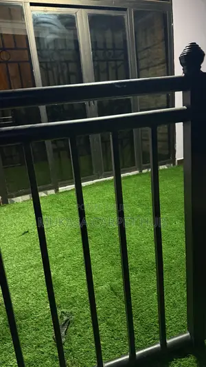 Artificial Lawn Carpet With Installation