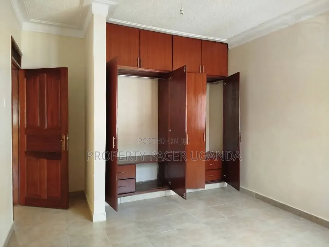 2bdrm House in Kireka, Kira for rent