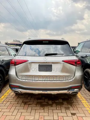 Mercedes-Benz GLE-Class GLE 400d 4MATIC 2020 Gold