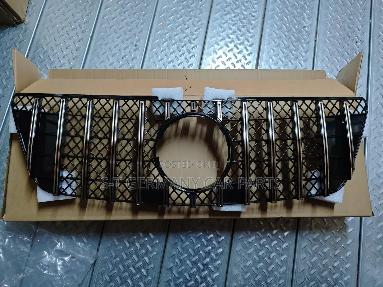 Mercedes Benz W164 GTR Grill for Models of 2005-2010
