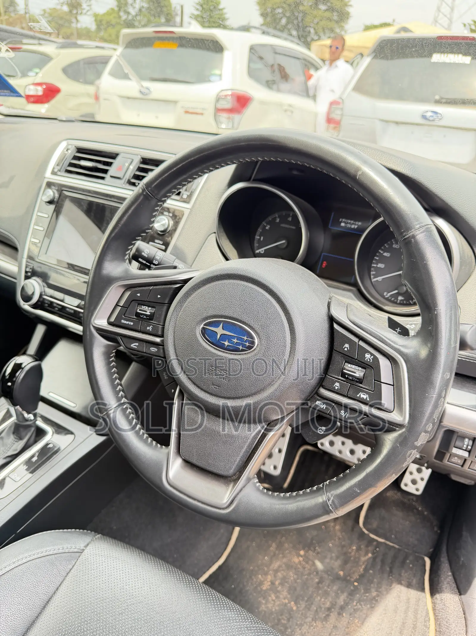 Subaru Outback 2.5i Limited AWD 2017 Gold