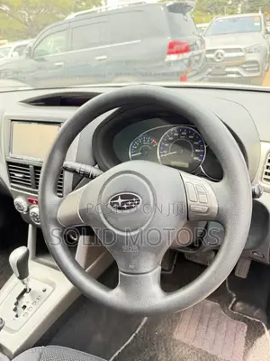 Subaru Forester 2.0D X 2012 Silver