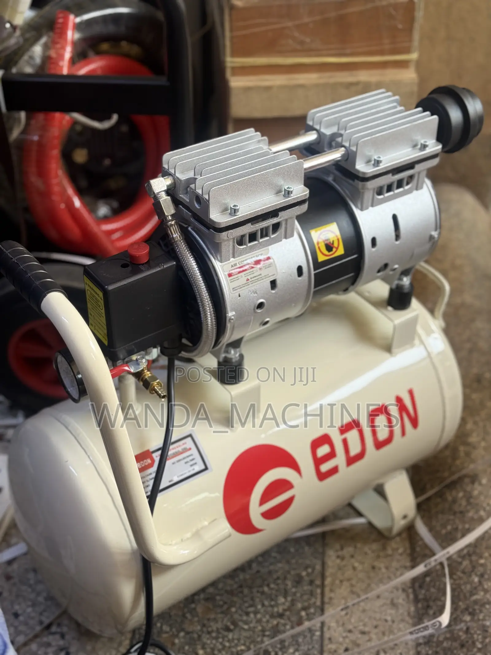 Air Compressor 25L Silent