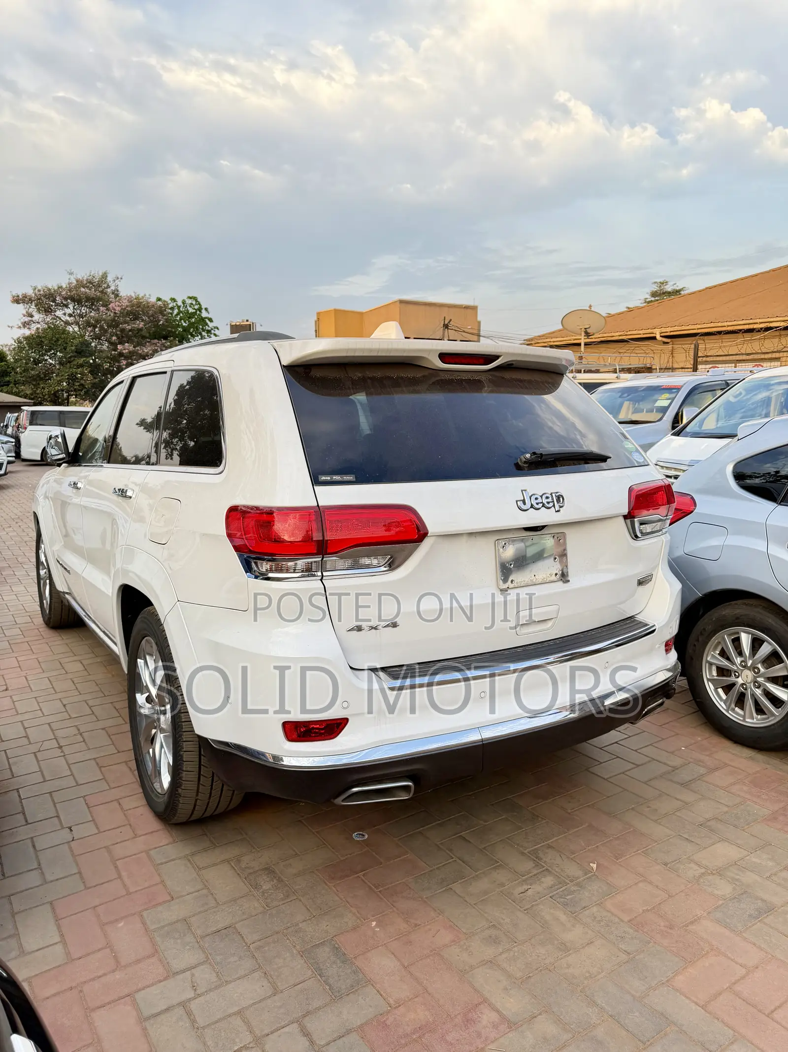 Jeep Grand Cherokee Summit 4dr 4x4 2018 White