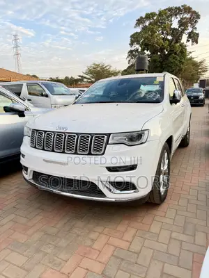 Jeep Grand Cherokee Summit 4dr 4x4 2018 White