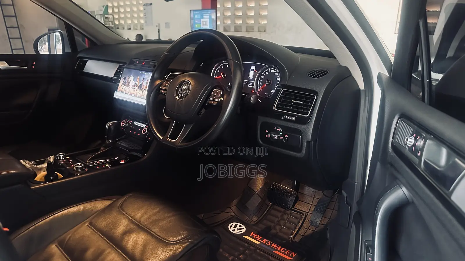 Volkswagen Touareg V6 Lux 2013 White