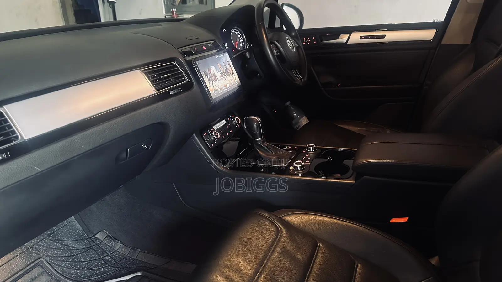 Volkswagen Touareg V6 Lux 2013 White