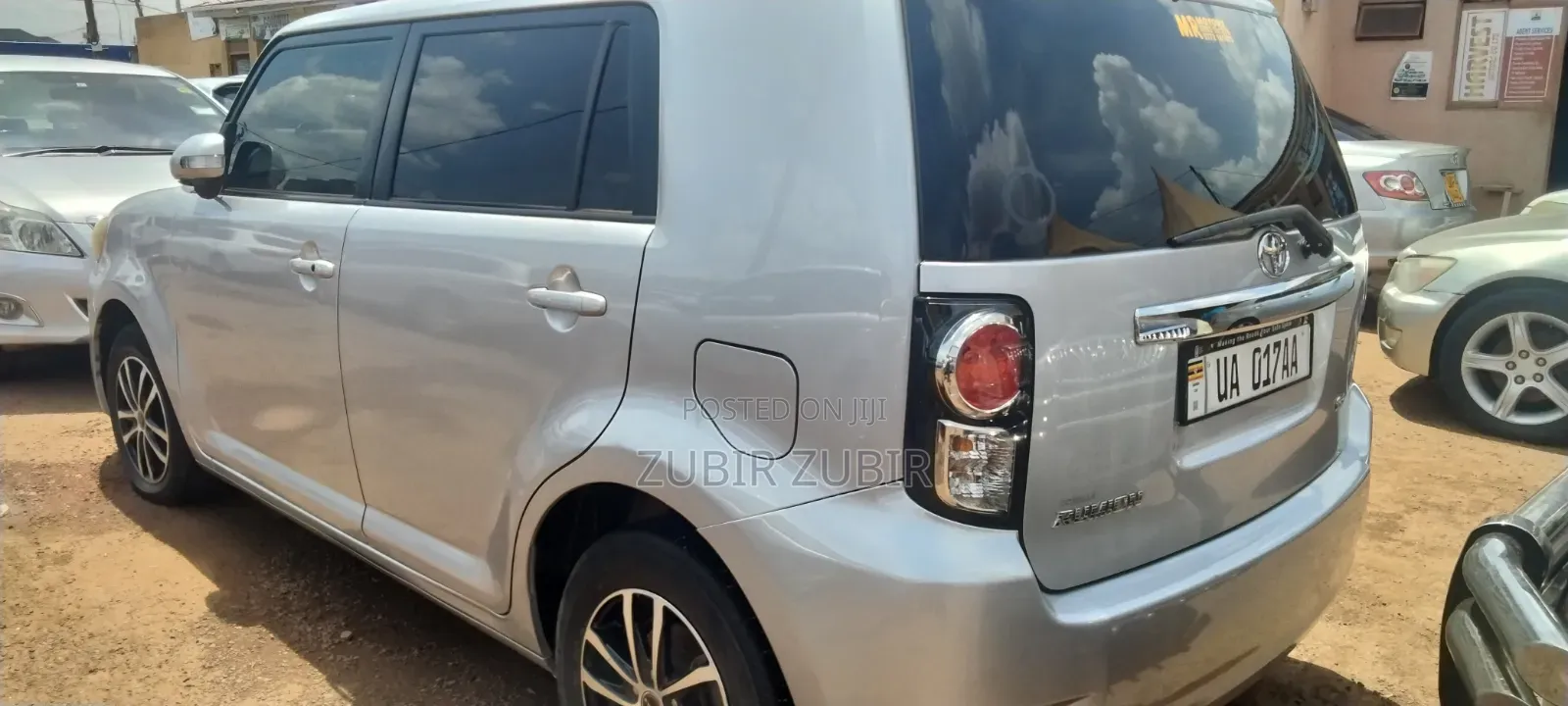 Toyota Corolla Rumion 2011 Silver