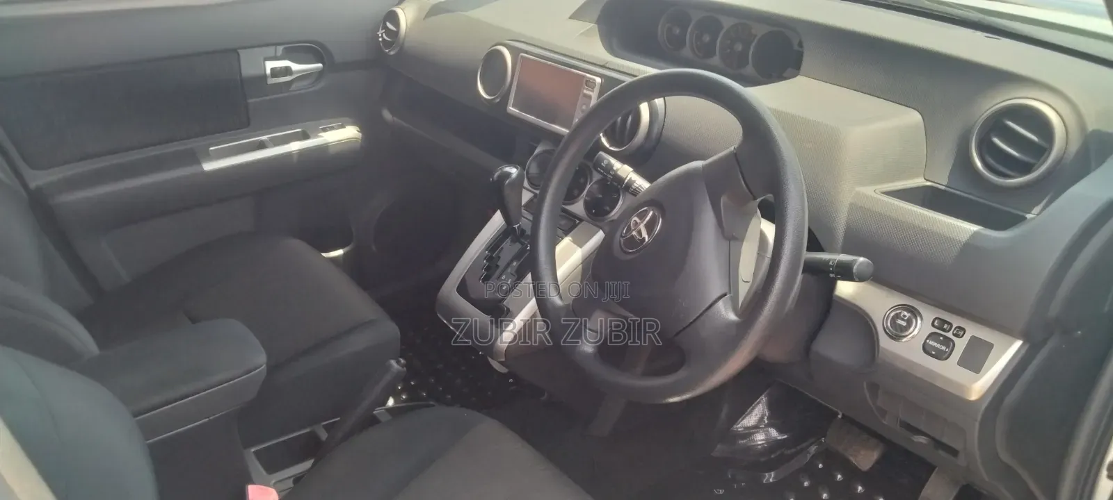 Toyota Corolla Rumion 2011 Silver