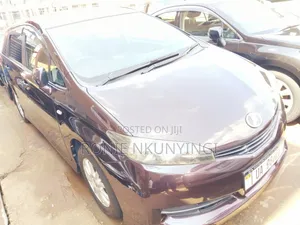 Toyota Wish 2011 Brown
