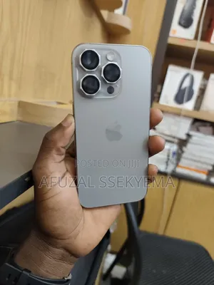 Apple iPhone 15 Pro 512 GB Gray