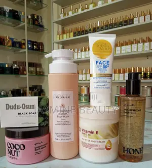A Simple Skin Care Routine U Could Use. Has Eos , Naturium Etc