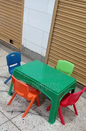 Plastic Kids Table and 4 Chairs