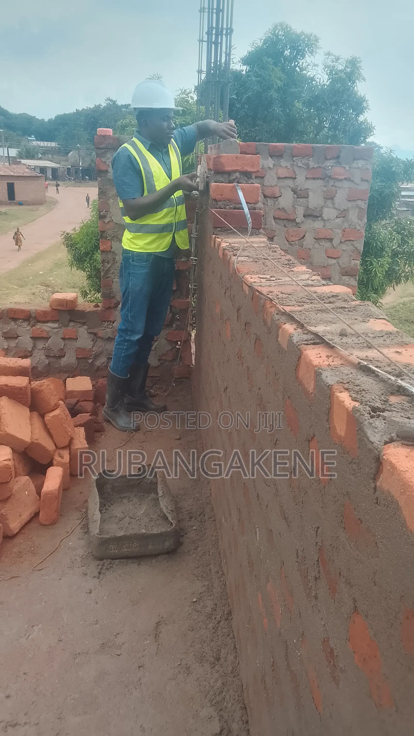 Site Foreman and Field Supervisor Good in All Kinds of Construction