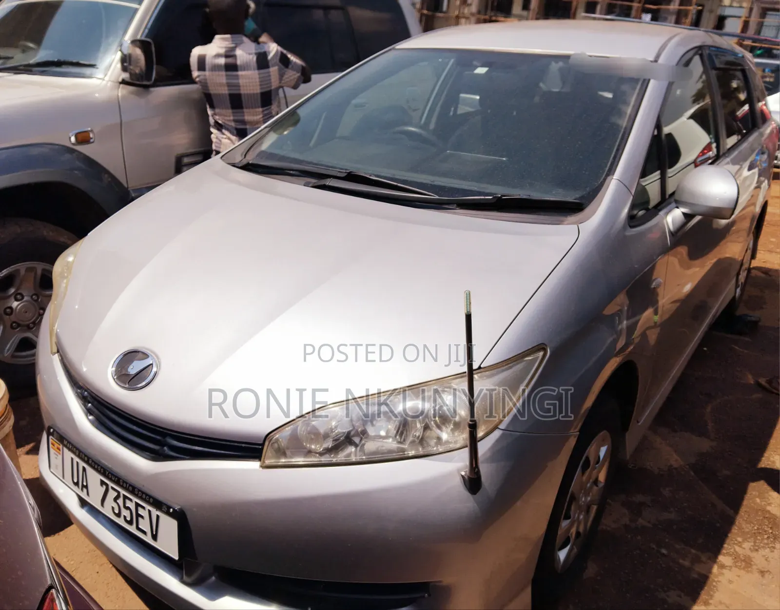 Toyota Wish 2010 Silver
