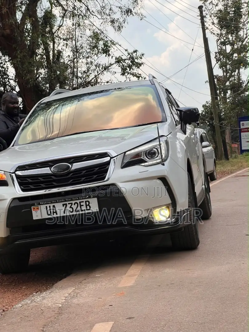 Subaru Forester 2017 White