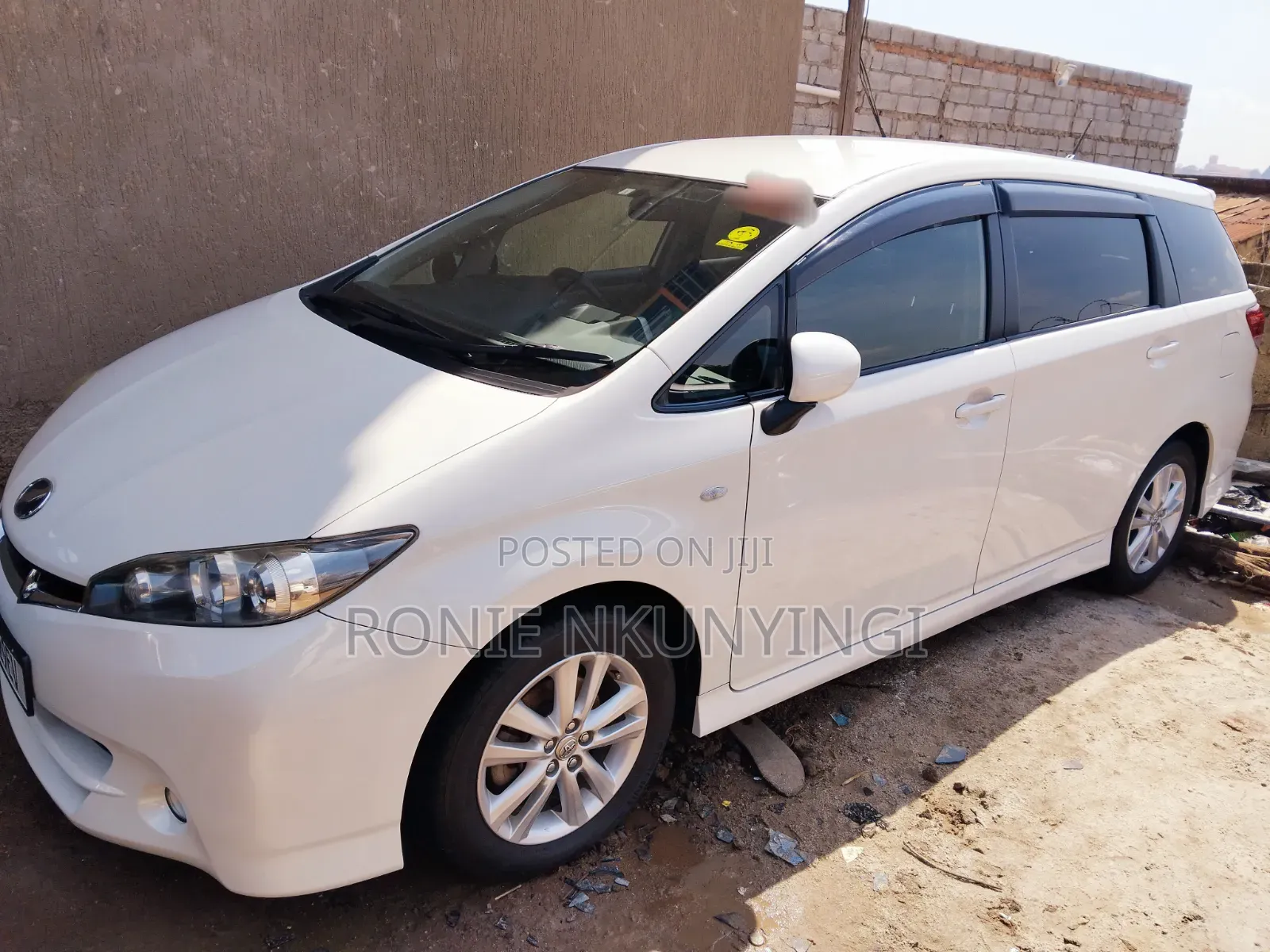 Toyota Wish 2011 White