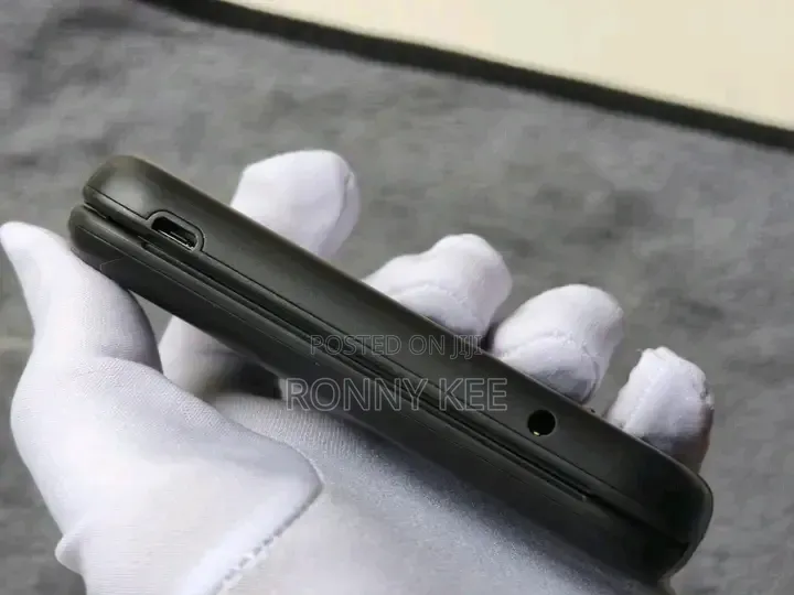 New Nokia 2660 Flip Black