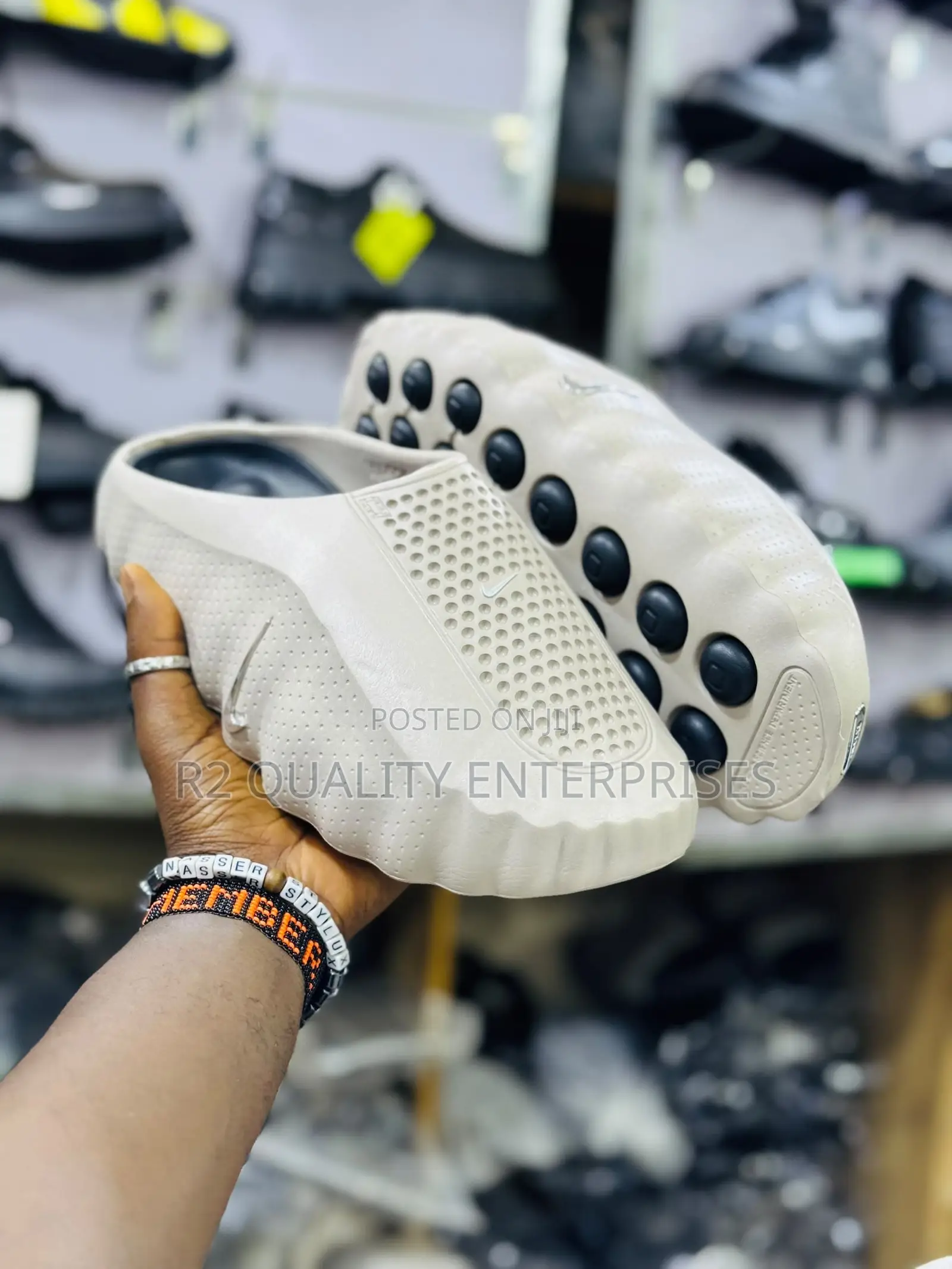 Nike Mind 001 Pregame Mules