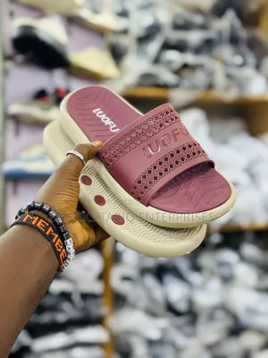 LUOFU Women's Pink and Peach Slide Sandals / Slippers.