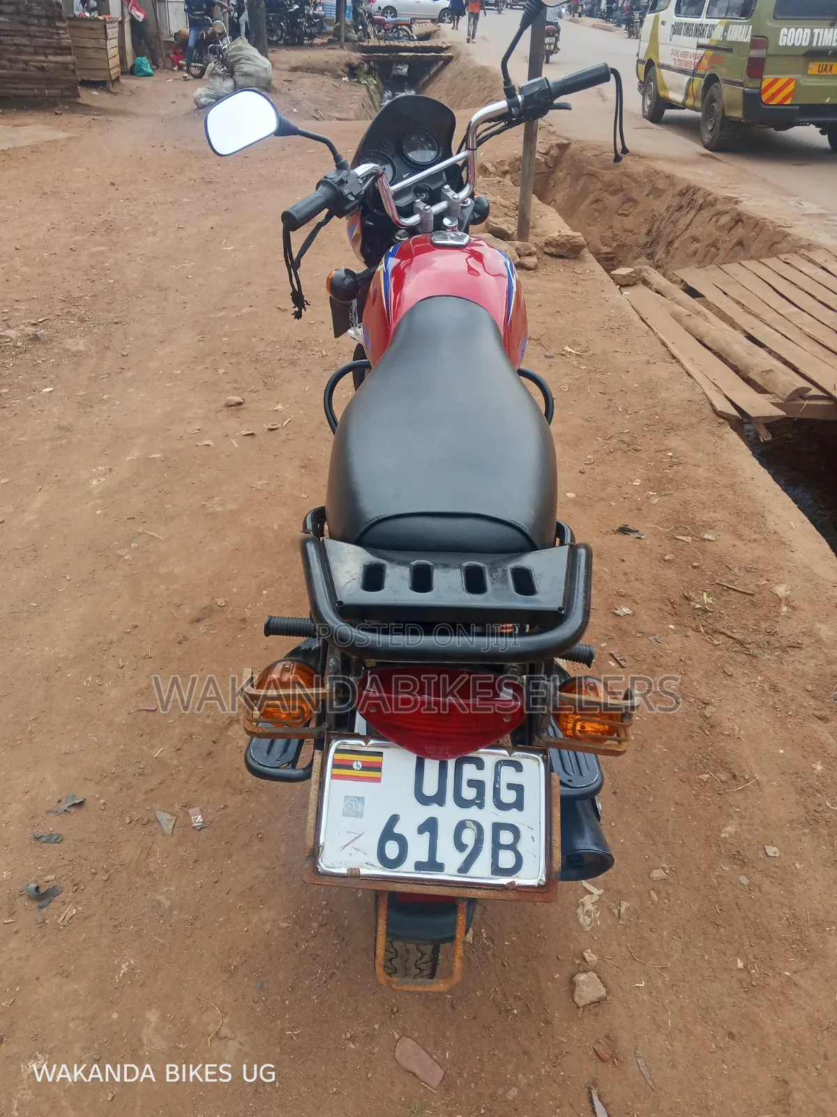 Bajaj CT 125X 2024 Red