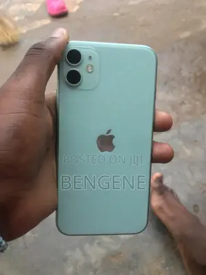 Apple iPhone 11 64 GB Green