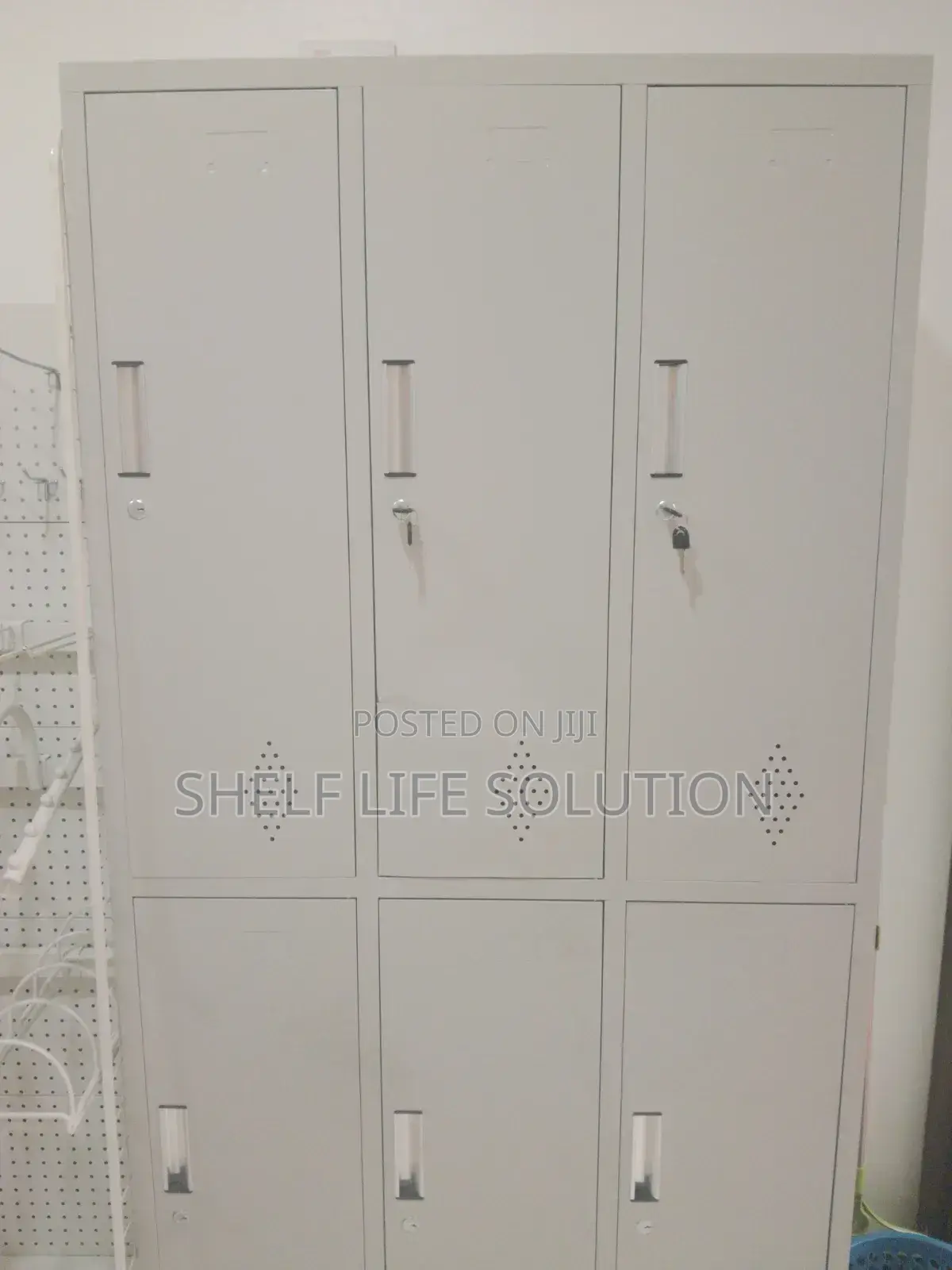 Locker Cabinet, 6 Doors