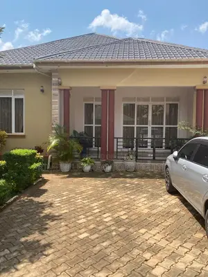 4bdrm House in Division A for sale