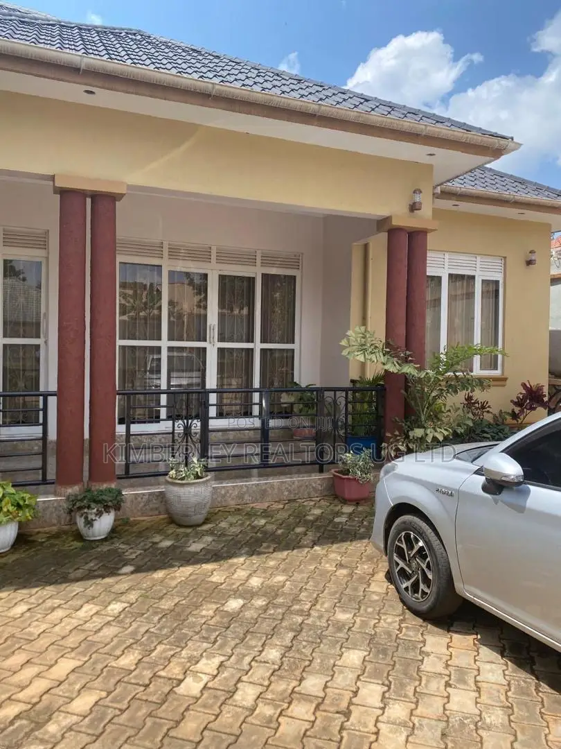 4bdrm House in Division A for sale