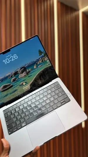 Laptop Apple MacBook Pro 2021 M1 16GB Apple M1 Pro SSD 512GB